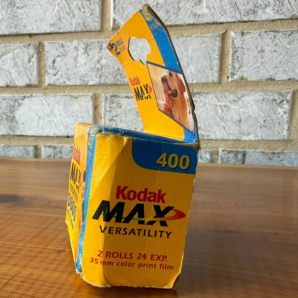 Kodak MAX Versatility 400 Film 2 Rolls 24 Exposures (EXP 11/2004)